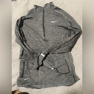 Men’s Nike running thermal long sleeve